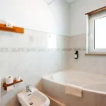 Semesterbostad Pipo People House -