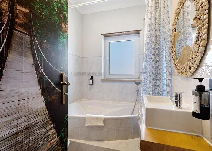 Pipo People House - * Óbidos