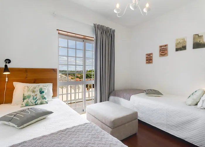 Pipo People House -